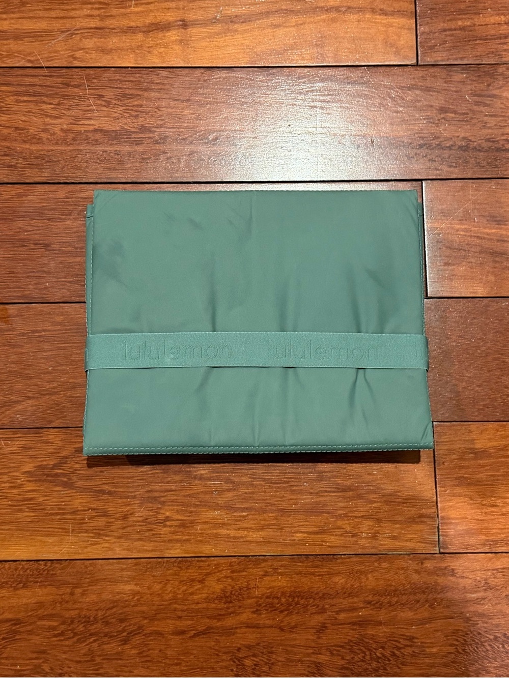 Lululemon New Parent Diaper Changing Mat Pad Grey Sage Green